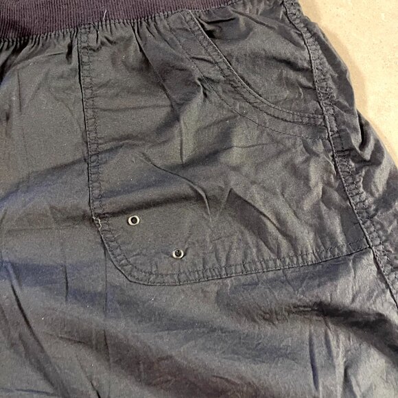 Women's Cargo Shorts Plus size 2x Dark Blue Elastic Waist - Picture 2 of 7
